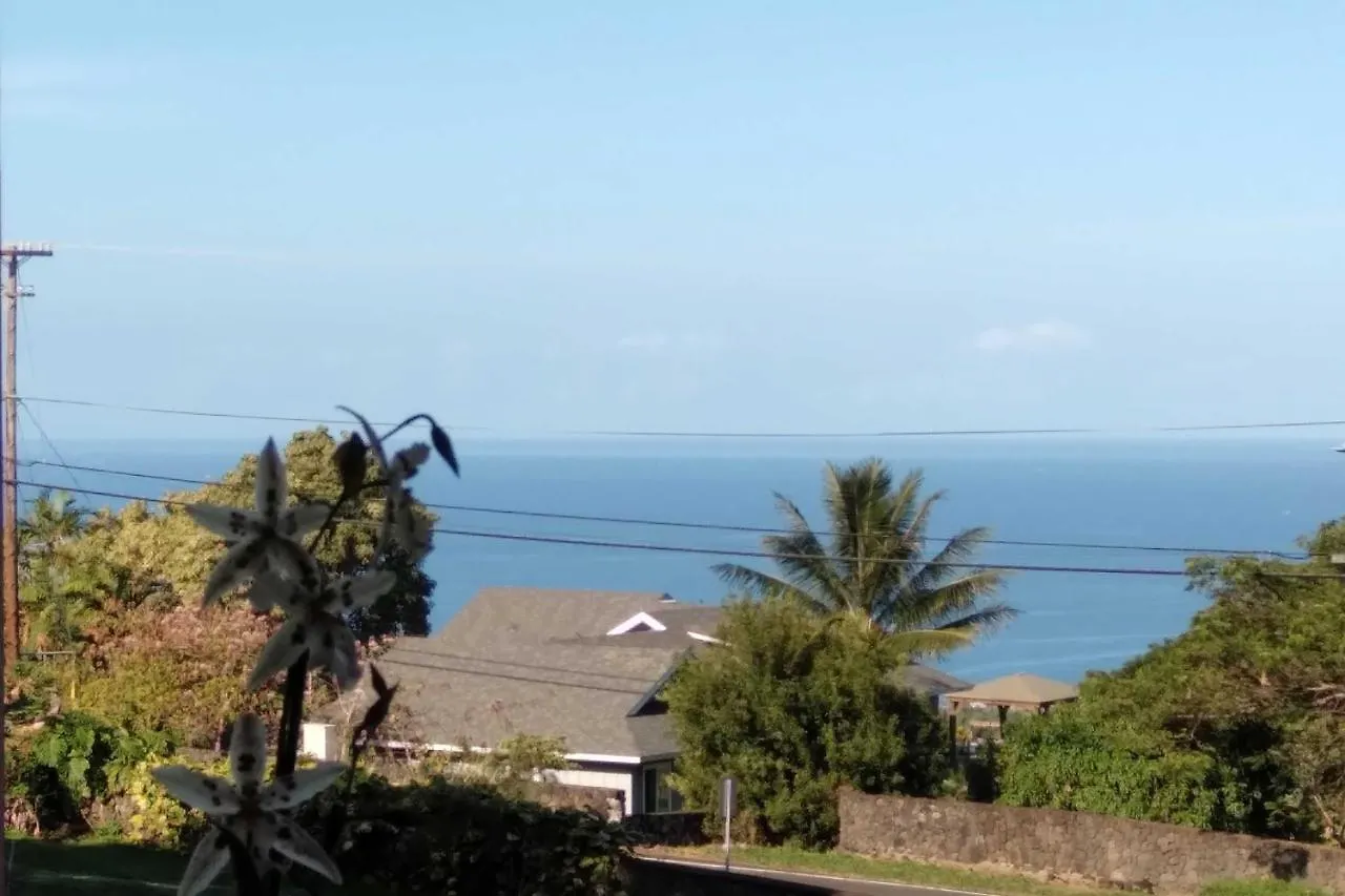Kailua-Kona Hillside Apt Less Than 3 Miles To Beaches! 0*,  United States
