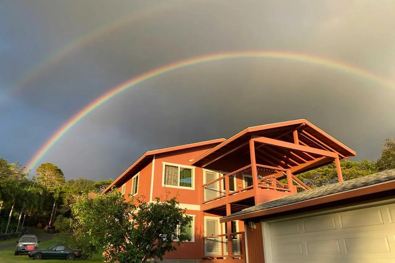 Kailua-Kona Hillside Apt Less Than 3 Miles To Beaches!
